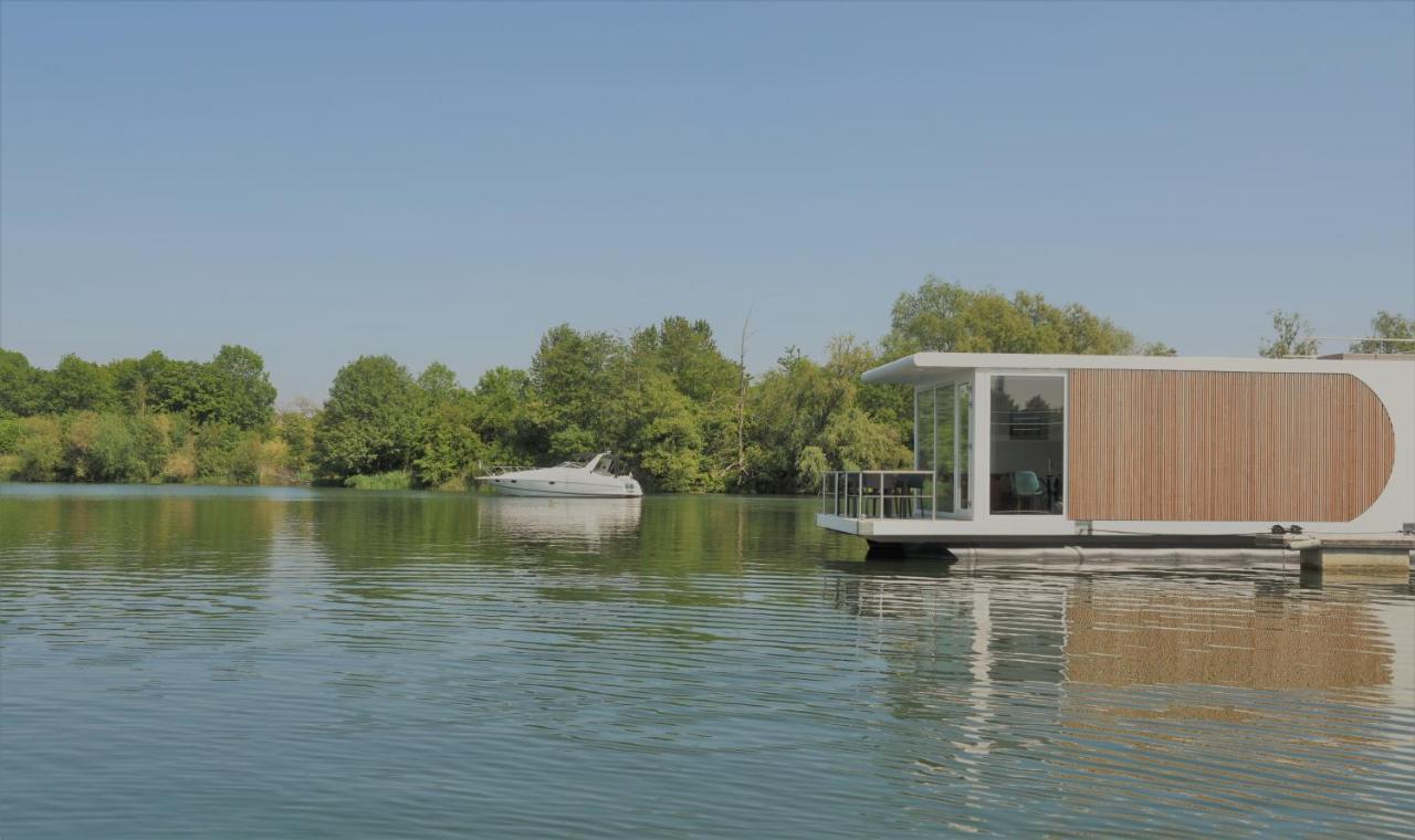 Houseboat Martinique Βίλα Μάαστριχτ Εξωτερικό φωτογραφία