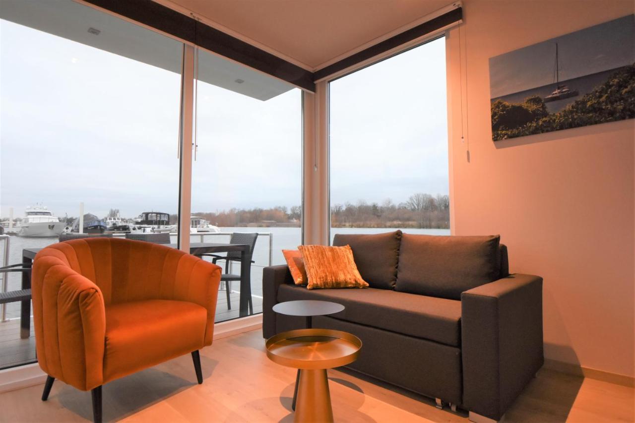 Houseboat Martinique Βίλα Μάαστριχτ Εξωτερικό φωτογραφία